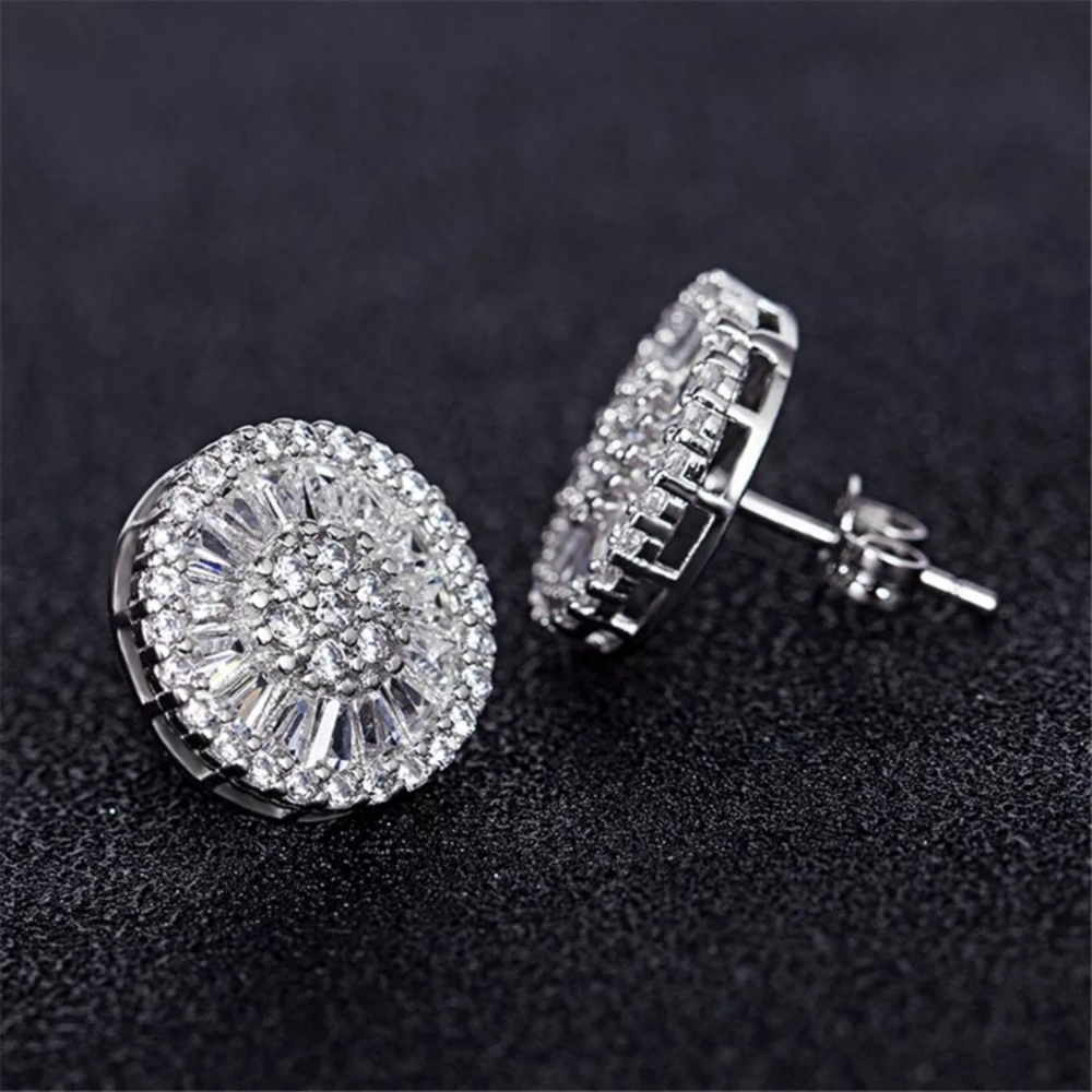 Luxe Starburst Diamond Stud Earrings - Picture 6 of 7